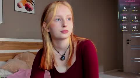 Snapshot of angelwise chatting on 06-18-26, 03:07 angelwise online show from 06-18-26, 03:07