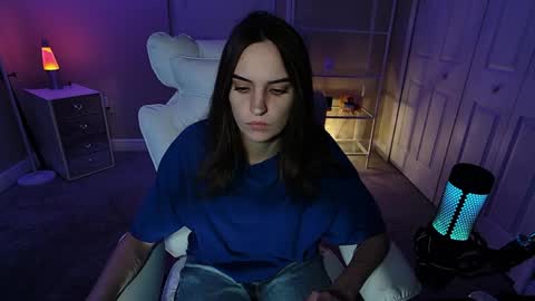 Angie Fae online show from 04-21-26, 02:51