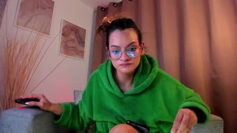 AngiePirs online show from 03-25-26, 07:53