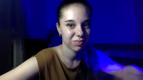 Snapshot of angle_cute05 chatting on 06-30-26, 09:16 Angel Cute online show from 06-30-26, 09:16