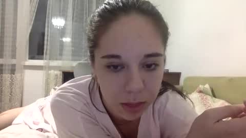 Snapshot of angle_cute05 chatting on 07-11-26, 09:38 Angel Cute online show from 07-11-26, 09:38