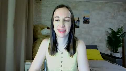 Snapshot of anikabloom chatting on 12-22-25, 03:03 anikabloom online show from 12-22-25, 03:03