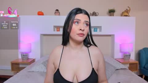 Anika Romano online show from 12-22-25, 11:40