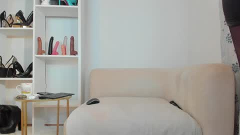 Luna online show from 06-02-26, 07:32