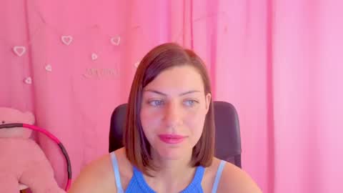 Anni online show from 05-17-26, 03:19