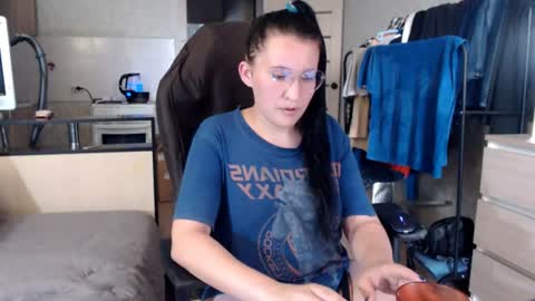 Snapshot of ankey_rayah chatting on 07-13-26, 01:14 Nameless online show from 07-13-26, 01:14
