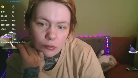 Snapshot of ann_lelala_ chatting on 02-19-25, 10:12 ann_lelala_ online show from 02-19-25, 10:12