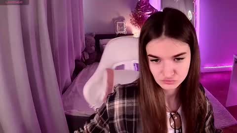 Snapshot of ann_woood chatting on 03-04-26, 07:25 ann_woood online show from 03-04-26, 07:25