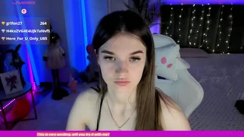 Snapshot of ann_woood chatting on 05-04-26, 06:37 ann_woood online show from 05-04-26, 06:37
