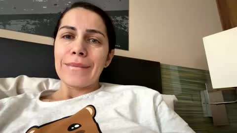 Snapshot of anna___25 chatting on 01-08-26, 08:27 Anna online show from 01-08-26, 08:27