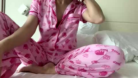 Snapshot of anna___25 chatting on 04-02-26, 07:06 Anna online show from 04-02-26, 07:06