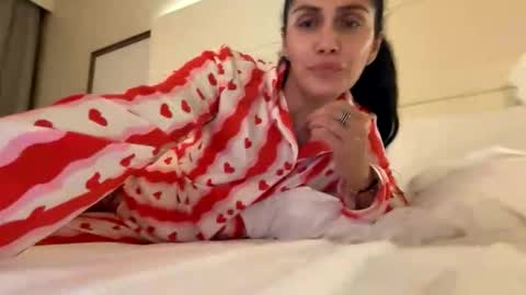 Anna online show from 05-23-26, 07:18