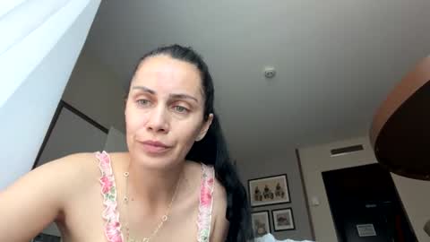 Anna online show from 05-25-26, 07:36