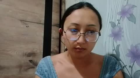 anna_carameldream online show from 08-08-26, 09:28
