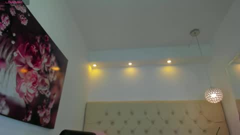 Anna Jules online show from 11-23-25, 10:20