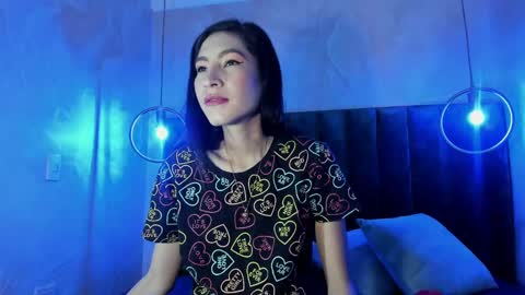 Snapshot of anna_lew chatting on 01-02-25, 08:02 anna online show from 01-02-25, 08:02