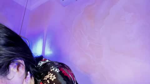 Snapshot of anna_lew chatting on 01-29-25, 10:53 anna online show from 01-29-25, 10:53