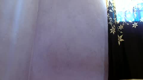 Snapshot of annahhotgirl chatting on 06-14-26, 08:38 annahhotgirl online show from 06-14-26, 08:38