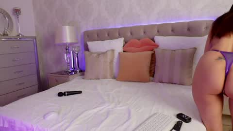 AnnaKarinaX online show from 05-27-26, 03:25