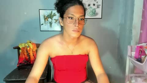 Snapshot of annalala22 chatting on 04-15-26, 10:11 annalala22 online show from 04-15-26, 10:11