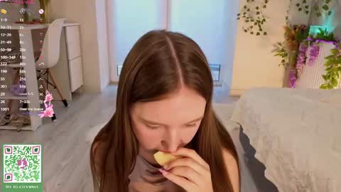 Snapshot of annamarie_foryou chatting on 07-02-26, 09:59 Holly Molly Im Polly online show from 07-02-26, 09:59