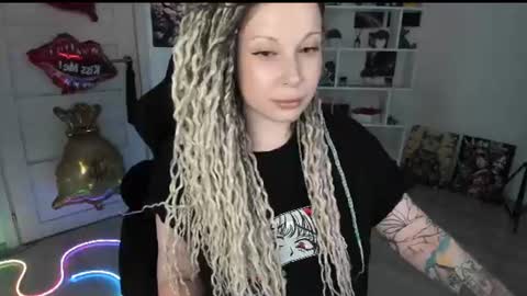 Anna online show from 06-20-26, 06:33