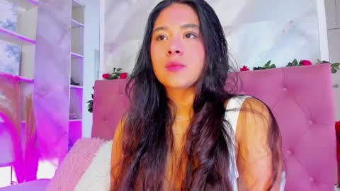 Snapshot of annaqueen_ chatting on 11-17-25, 03:18 Anna online show from 11-17-25, 03:18