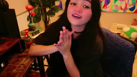 Snapshot of annatigarr chatting on 07-11-26, 04:26 meow online show from 07-11-26, 04:26