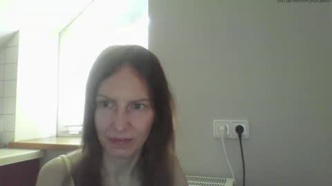 Anna online show from 05-20-26, 08:31