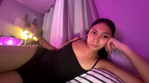 anne_chanelx online show from 05-13-26, 11:44