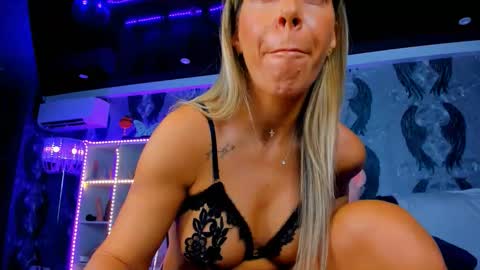 Ana online show from 03-04-26, 05:02