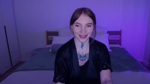 Annet online show from 04-12-26, 07:13