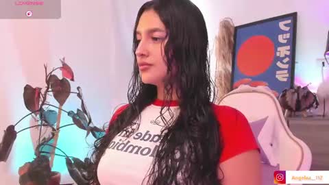 Snapshot of anngel_1 chatting on 07-13-26, 05:27 Angel online show from 07-13-26, 05:27