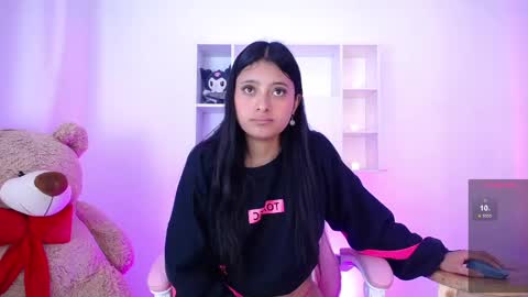 Snapshot of anni99_ chatting on 02-26-25, 11:52 Anni online show from 02-26-25, 11:52