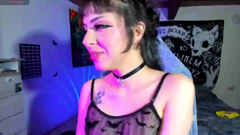 Nikoll online show from 06-30-26, 08:37