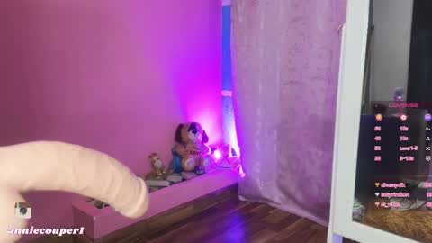 Annie online show from 02-26-25, 10:42