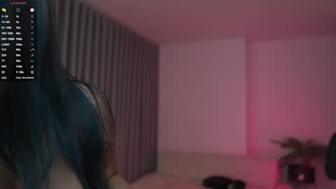 Annie FREE TRIAL IN BIO online show from 05-27-26, 11:18