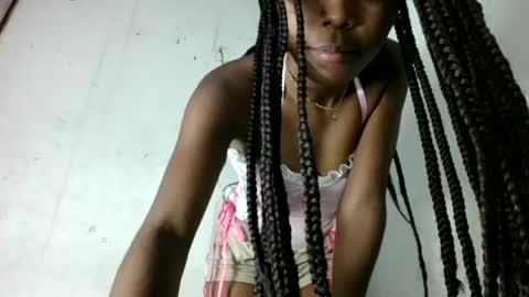 Snapshot of annistella chatting on 06-16-26, 07:27 annistella online show from 06-16-26, 07:27
