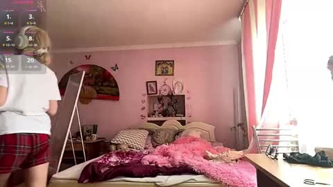 Hello my name is Kate online show from 05-19-26, 07:47