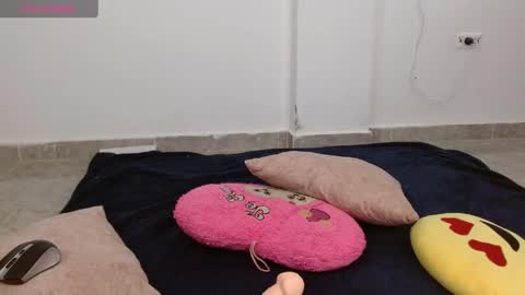 Anny  online show from 04-10-26, 09:52