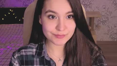 Annie online show from 04-10-26, 02:06