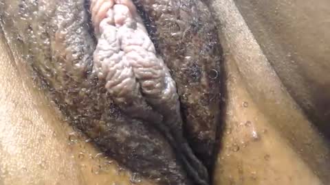 Anny online show from 10-13-25, 04:51