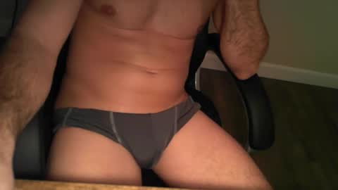 Snapshot of ano394556 chatting on 12-17-25, 02:06 Anonymus394556 online show from 12-17-25, 02:06