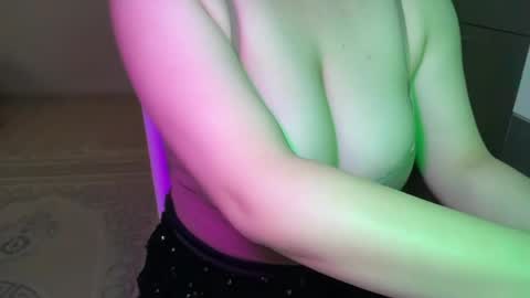 Snapshot of anora_sunny chatting on 06-03-26, 04:56 Any online show from 06-03-26, 04:56