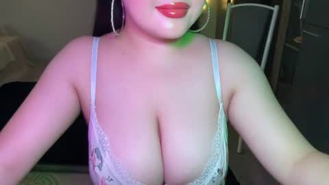 Snapshot of anora_sunny chatting on 07-16-26, 05:41 Any online show from 07-16-26, 05:41