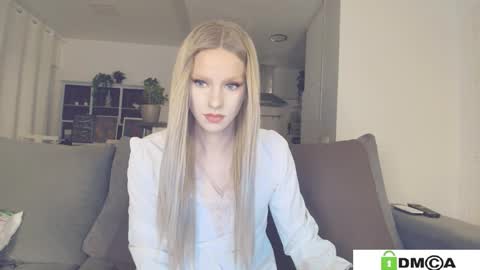 Sexy Ladybug online show from 03-15-26, 10:32