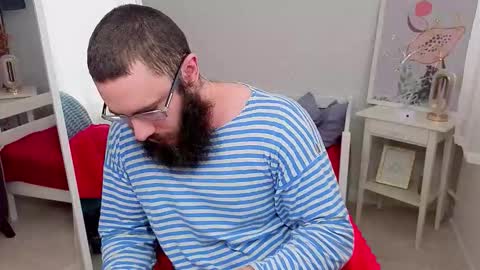 Ant online show from 03-12-26, 09:26