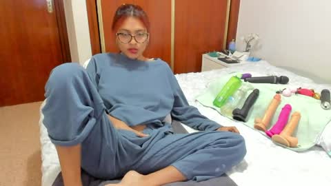 anthonela_hotsex online show from 04-11-26, 10:52