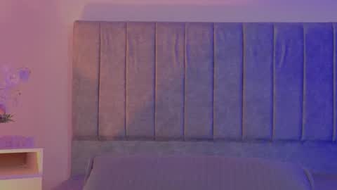 Snapshot of antonella_1998_ chatting on 06-29-26, 12:27 Antonella online show from 06-29-26, 12:27