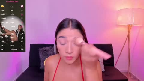 Snapshot of antonella_grayy chatting on 07-01-26, 02:18 Antonella Grayy online show from 07-01-26, 02:18